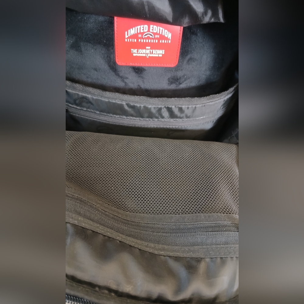 SPRAYGROUND HELLO WORLD TAGGED UP BACKPACK LE - Picture 6 of 7